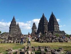 Candi Prambanan dan Ratu Boko Bakal Tersambung Kereta Gantung