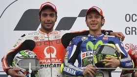 Dituduh Bantu Valentino Rossi, Petrucci Berang