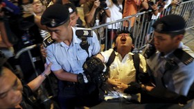 Protes 20 Tahun Penyerahan Kembali Hong Kong ke China