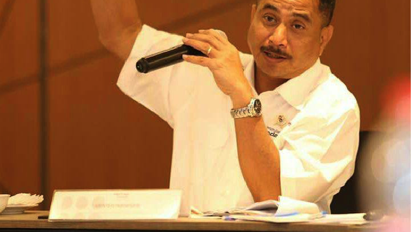 Menteri Pariwisata Arief Yahya memanfaatkan momen mudik sebagai ajang untuk memajukan pariwisata di kampung halaman, Banyuwangi.