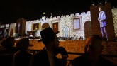 FOTO: Yerusalem Tua yang Bermandi Cahaya Festival Lampu Yerusalem yang digelar tahunan, kali ini diselenggarakan di Kota Tua Yerusalem pada Rabu (28/6) hingga Kamis (6/7).