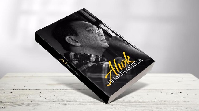 Di hari ulang tahunnya ke-51, Ahok mendapatkan kado istimewa dari orang-orang yang pernah dekat dengannya. Mulai dari politikus, jurnalis hingga selebritis.