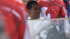 Jokowi Ajak Gubjen Australia Naik Buggy Car Keliling Kebun Raya Bogor