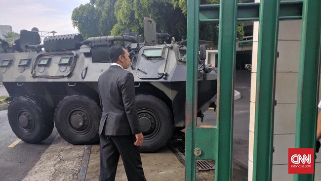 Jakarta bersiap untuk menyambut kedatangan Barack Obama. Sejumlah prosedur pengamanan pun diterapkan untuk menjaga presiden ke-44 Amerika Serikat itu.