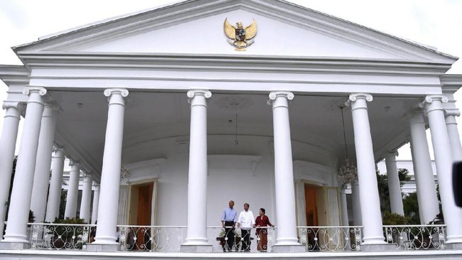 Mantan Presiden AS Barack Obama mengatakan hal itu terkait dengan meningkatnya kebencian terhadap kelompok minoritas dan munculnya politik sektarian. 