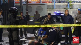 KTP Terduga Pelaku Penyerang Anggota Brimob Ditemukan di TKP