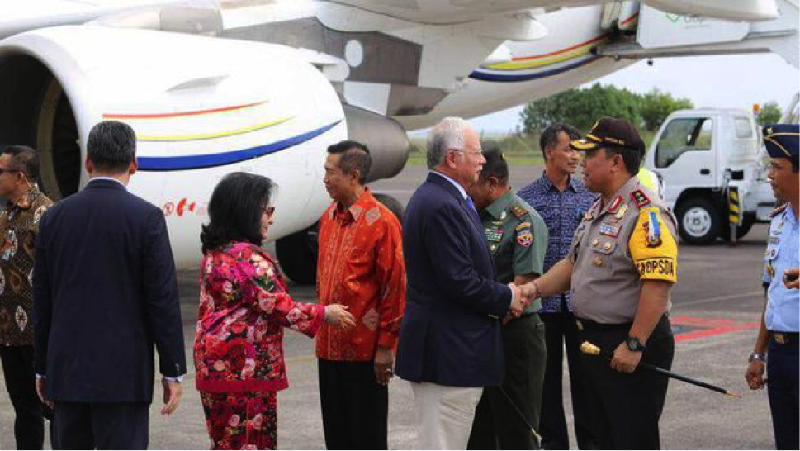 Setelah Raja Arab Saudi dan Mantan Presiden Amerika Serikat berlibur ke Bali, kini Perdana Menteri (PM) Malaysia Najib Tun Razak.