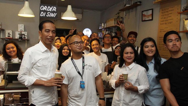 Menurutnya variasi kopi di Indonesia sangat beragam, mulai dari gayo hingga kintamani, tetapi hanya diekspor dalam bentuk mentah atau sekadar biji kopi.