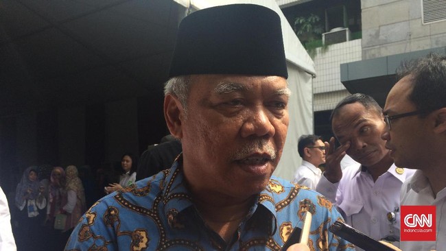 Menteri PUPR Basuki Hadimuljono bakal menjajal suasana arus balik Lebaran menggunakan Tol Trans Jawa usai berziarah ke makam kedua orang tuanya di Semarang.