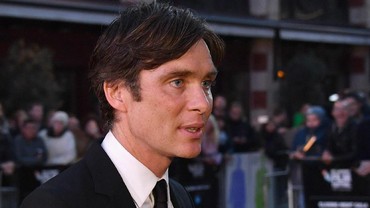 img-title Bintangi Film 'Oppenheimer', Cillian Murphy Harus Skip Makan Malam
