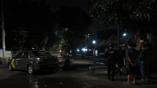 Editor Metro TV diperkirakan meninggal sekitar pukul 00.00-02.00 dini hari. Polisi kesulitan mendalami rekaman CCTV karena kondisi gelap.