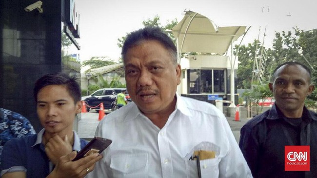 KPK memanggil Gubernur Sulawesi Utara Olly Dondokambey untuk diperiksa sebagai saksi dalam penyidikan kasus dugaan korupsi proyek pengadaan KTP elektronik.
