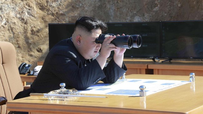 AS menyebut sanksi ekonomi yang diberikan kepada Korea Utara tak akan dicabut hingga Kim Jong Un memastikan bukti langkah denuklirisasi yang konkret.