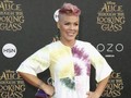 Kena Infeksi Lambung, Pink Dirawat di Rumah Sakit Australia