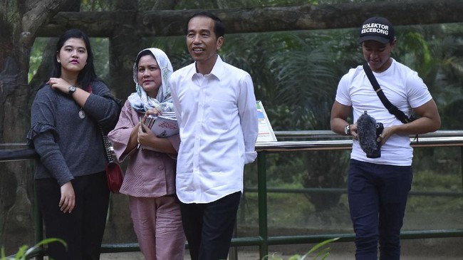 Presiden Joko Widodo dijadwalkan berkumpul dengan 2.000 orang relawan Alap-Alap Jokowi (AAJ), Sabtu (27/2) pekan ini di Colomadu, Karanganyar, Jawa Tengah.