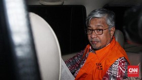 KPK Pertimbangkan Sidang Nur Alam Digelar di Jakarta