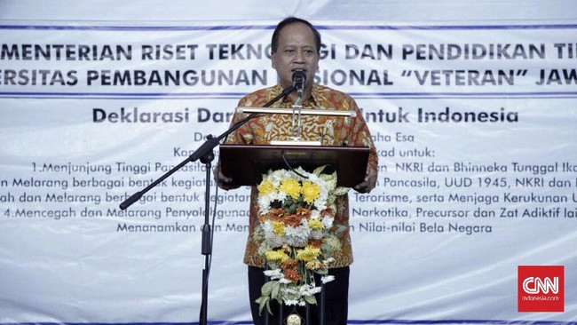 Menristekdikti Mohamad Nasir mengimbau para rektor menggunakan kuasanya untuk meredam bullying atau kekerasan verbal maupun fisik, selama ospek.
