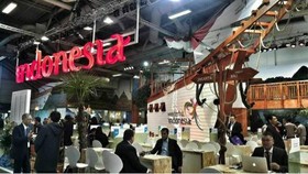 Kemenpar Boyong Kapal Pinisi ke Pameran Travel di Malaysia
