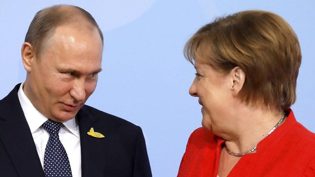Berlin ingin tetap menjaga dialog dan menghindari perang dingin dengan Moskow meski ikut mengusir sejumlah diplomat Rusia karena kasus peracunan eks mata-mata.