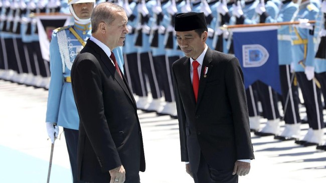 Hubungan dagang RI dengan Turki boleh dibilang mesra. RI bahkan diuntungkan dengan surplus dagang yang mencapai US$780 juta pada Januari-Agustus 2021.