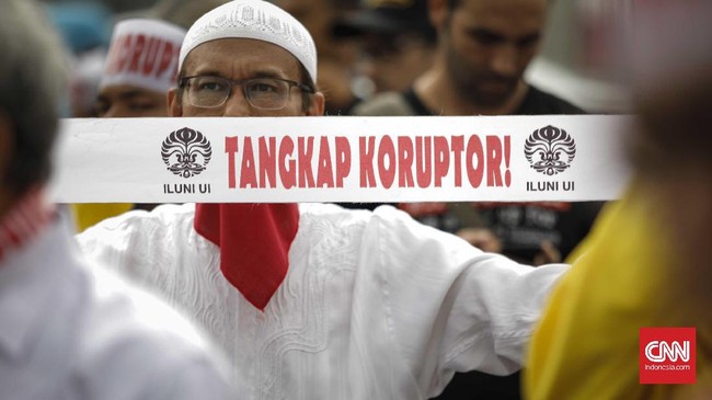 Mantan Ketua KPK Taufiqurrahman Ruki menganggap presiden sekali pun belum cukup tegas mendukung pemberantasan korupsi oleh KPK.