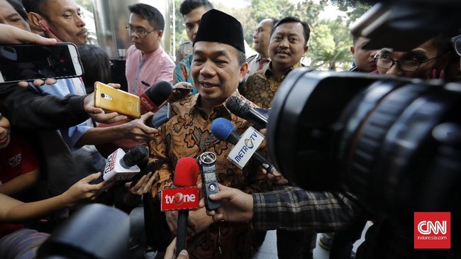 PKS berharap aturan soal perlindungan agama dan simbol-simbol agama masuk dalam Prolegnas 2020 sesuai dengan janji kampanya partai ini di Pemilu 2019.