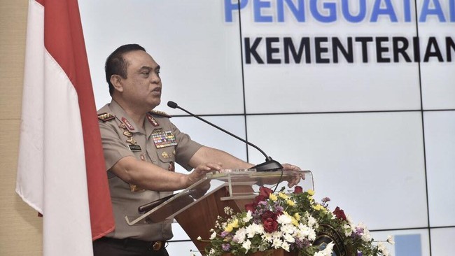 Wakil Kepala Polri Komisaris Jenderal Syafruddin turut menghadiri Rapat Koordinasi dan Diskusi Kelompok Terpumpun Tim PPK di kantor Kemdikbud.
