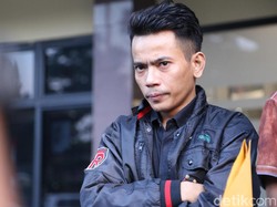 Rasakan Kepahitan Saat Dipenjara, Aris Idol: Serba Mahal!