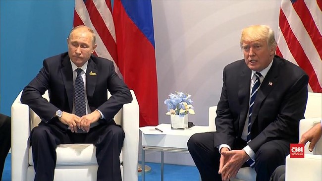Presiden AS Donald Trump dan Presiden Rusia Vladimir Putin berencana untuk bertemu di Paris bulan depan di sela peringatan berakhirnya Perang Dunia I.