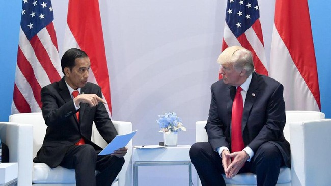 Presiden Joko Widodo menyampaikan simpati kepada mantan Presiden Amerika Serikat Donald Trump nan ditembak orang tak dikenal dalam kampanye di Pennsylvania.