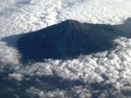Kemah di Kaki Gunung Slamet Bonus Ekspedisi Curug