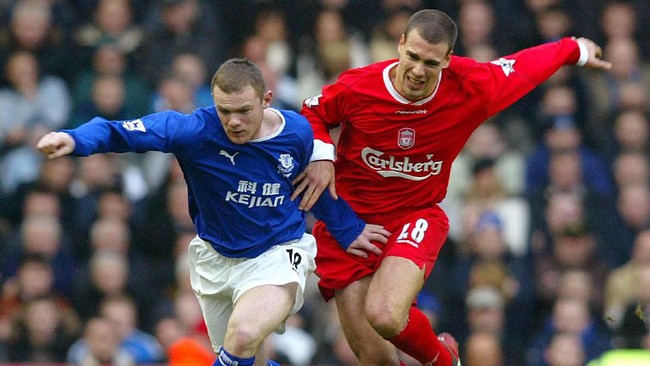 Mantan penyerang MU Wayne Rooney mengatakan keinginannya kembali ke Everton karena ia ingin membalas kebaikan klub yang pernah membesarkannya itu.