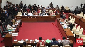 Usut Celah Pelanggaran, Pansus Angket Undang Perancang UU KPK