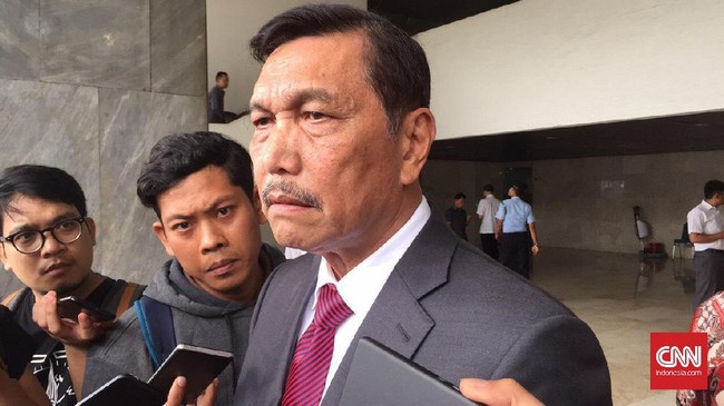 Menteri Koordinator Kemaritiman Luhut Binsar Pandjaitan mengatakan alat tangkap ikan cantrang masih bisa digunakan asalkan ada aturan khusus.