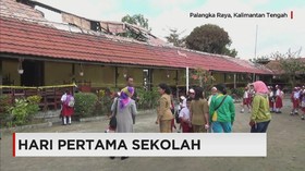 Sekolah Terbakar, Siswa Terlantar di Hari Pertama Masuk Kelas