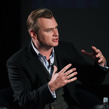 Posisi Kursi Favorit Sutradara Christopher Nolan Saat Nonton Bioskop