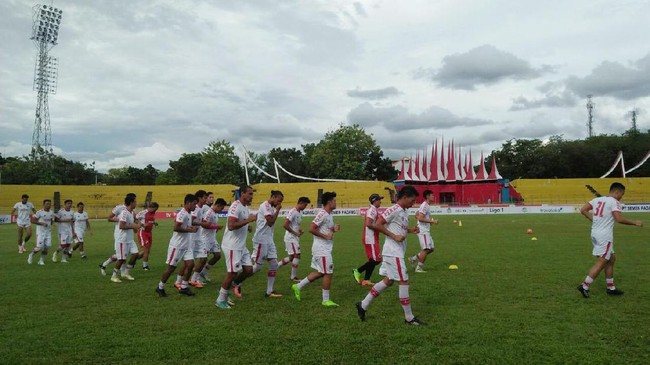 Duel Persija lawan Timnas Fiji batal digelar karena Macan Kemayoran ingin sepenuhnya fokus pada paruh kedua kompetisi Liga 1.