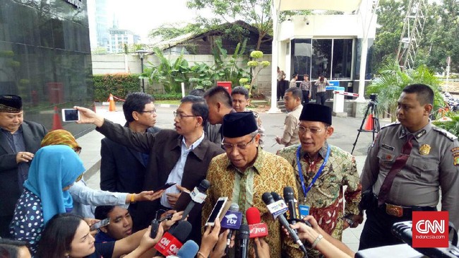 Ketua PBNU KH Said Aqil Siraj mengunjungi KPK untuk memberi dukungan dan menegaskan lembaga antirasuah ini masih dibutuhkan untuk berantas korupsi.