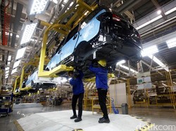 Bangkitkan Industri Otomotif, Pemerintah Perlu Permudah Pembelian Kendaraan