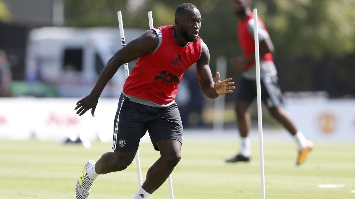 FOTO: Latihan Perdana Romelu Lukaku di MU