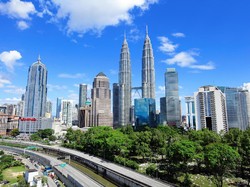 Johor Baru Rajin Bersih-Bersih Jalanan demi Wisata Malaysia Lebih Baik