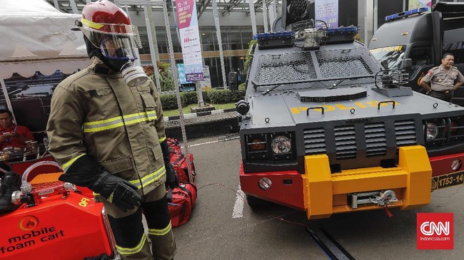 Kepolisian mempertanyakan survei ICW yang menyebut lembaganya dan rekrutmen CPNS sebagai sektor paling korup.