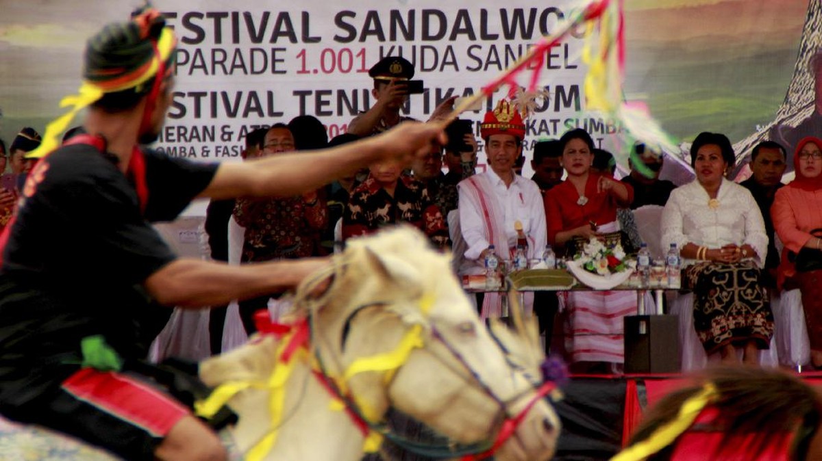 Semarak Festival Kuda dan Tenun Sumba