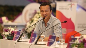 Nicholas Saputra dan Sejumlah Seniman Suntik Vaksin Covid-19