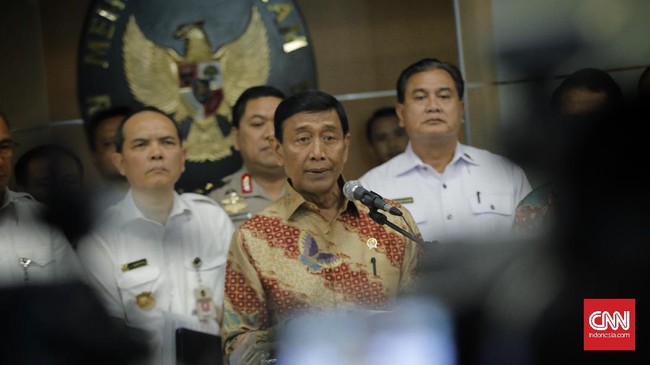 Usai terbitnya Perppu tentang Ormas, pemerintah akan meninjau keberadaan Ormas yang diduga anti-Pancasila. Bila terbukti anti-Pancasila, izin ormas dicabut.
