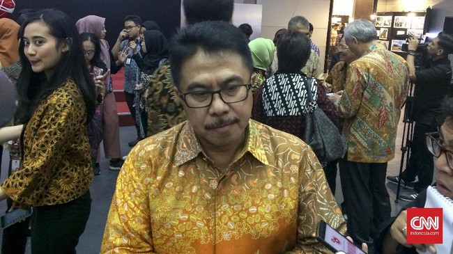 Mantan Direktur BEI periode 2009-2015 sekaligus Komisaris PT Kustodian Sentral Efek Indonesia (KSEI) periode 2018-2022 Ito Warsito meninggal dunia Kamis (28/4).