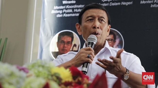 Menurut mantan Panglima ABRI era Orba itu, di zaman Soeharto pembubaran Ormas dilakukan lebih gampang dibandingkan sekarang.