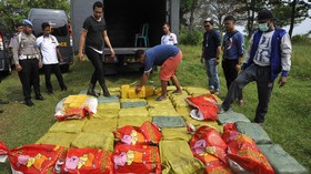 Lima Awak Kapal Penyelundup Satu Ton Sabu Dibawa ke Jakarta