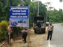 Kritik Pedas untuk Rambu Lalu Lintas Nyeleneh Rossi Pernah Jatuh di Sini