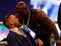 FOTO: Cekcok McGregor vs Mayweather di London